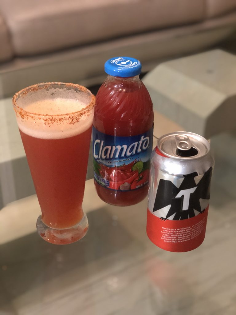 メキシコでビールカクテルのミチェラーダにはまってます。